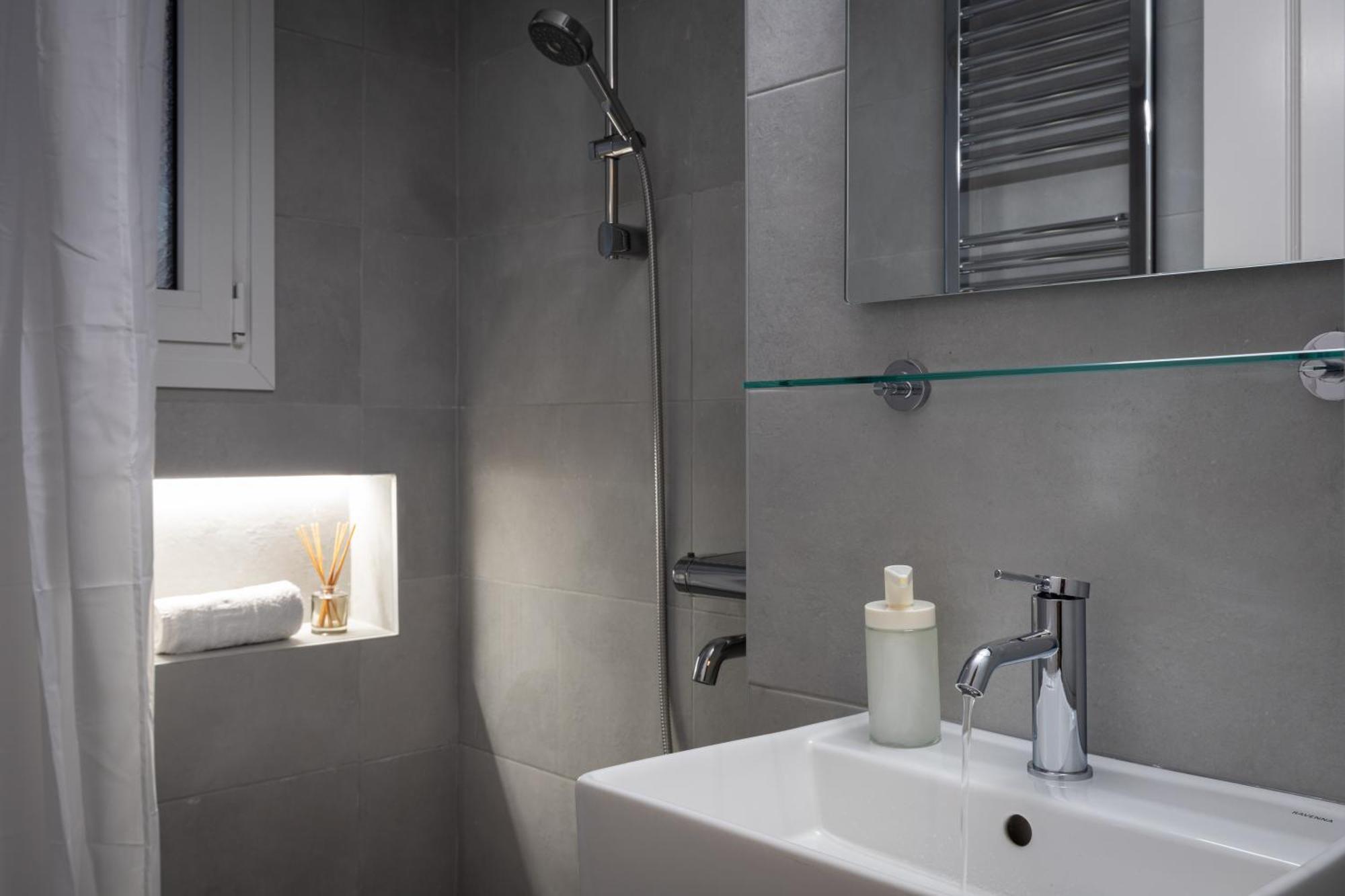 Homely Apt In Neapoli, Exarcheia Athens Ngoại thất bức ảnh